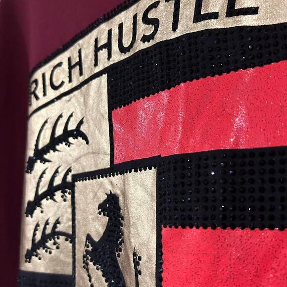 Makobi Rich Hustle Tee Shirt - Picture 5 of 7